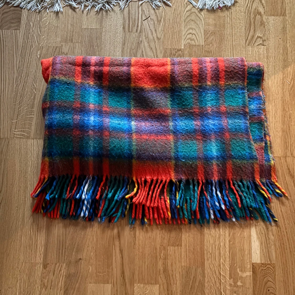 Rutig filt med fransar - 90