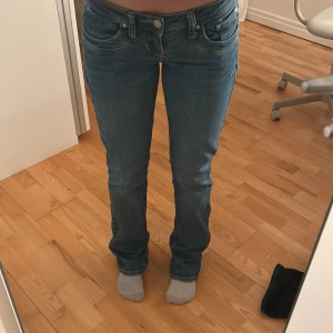 Blå jeans - Blå jeans från ltb!!!!