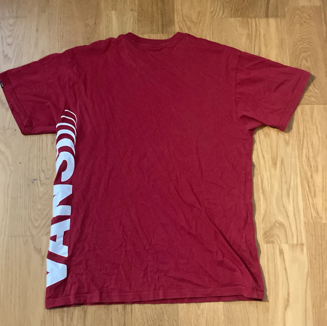 Röd t-shirt från Vans - 1