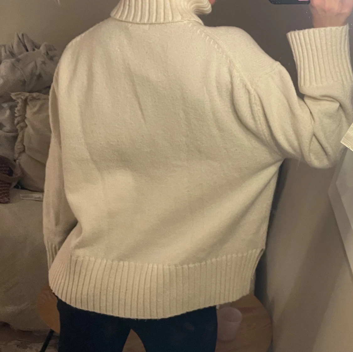 Krämvit polotröja från H&M - 91