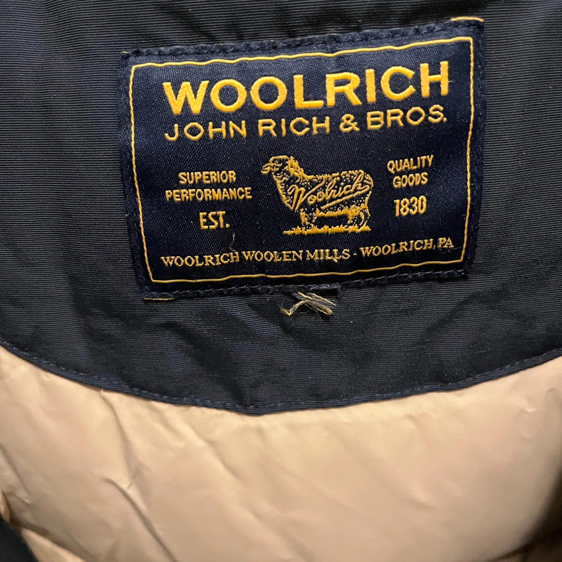 Marinblå parkajacka från Woolrich - 91