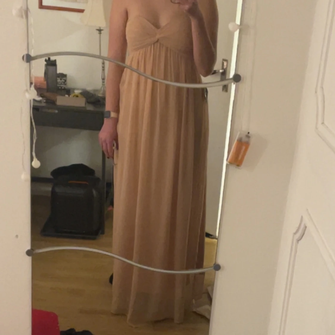 Aprikosrosa balklänning  - 92