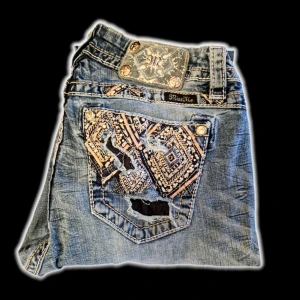 MISSME JEANS - Sjukt snygga skinny missme jeans!! Perfekt passform och prima skick. Bara att skriva vid intresse :)