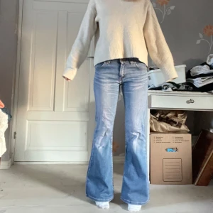 Lågmidjade jeans - Jätte snygga! Säljer för har flera liknande❤️❤️