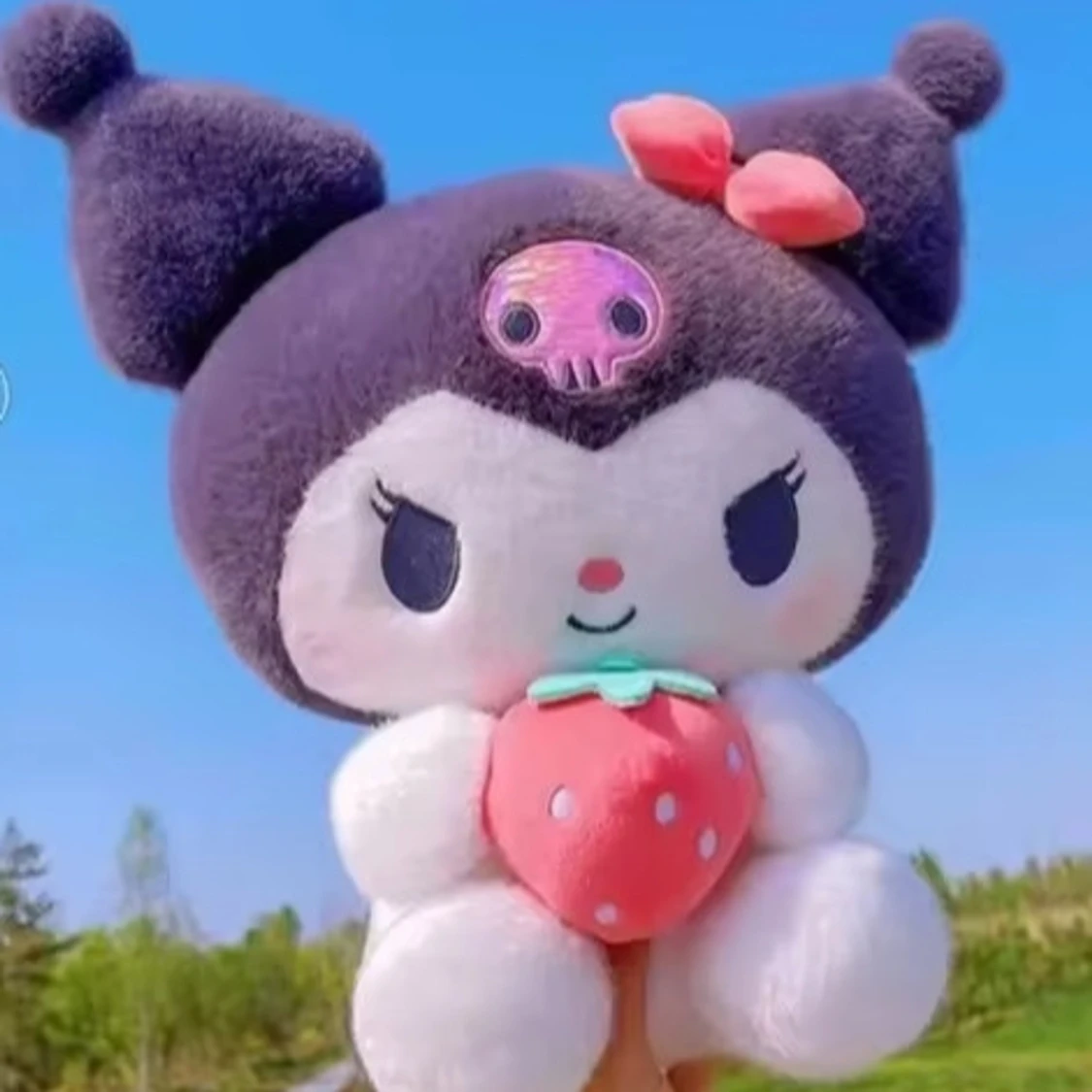 Kuromi med jordgubbe sanrio gosedjur - 90