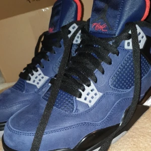Nike Air Jordan 4. Blue wntr - AJ4 blue wntr. Storlek 44.