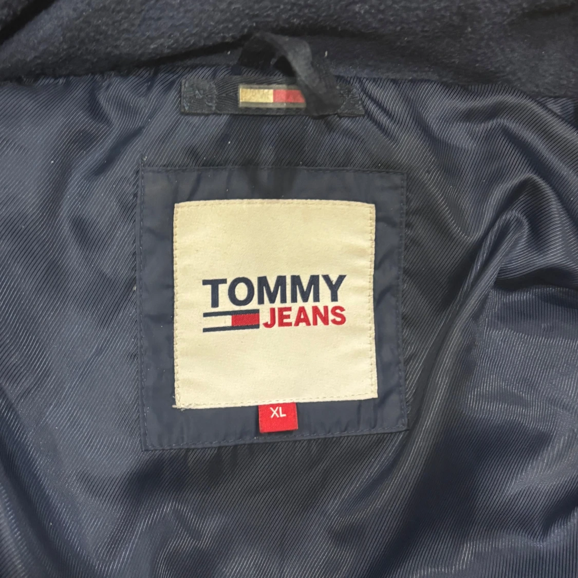 Blå dunjacka från Tommy Jeans - 92