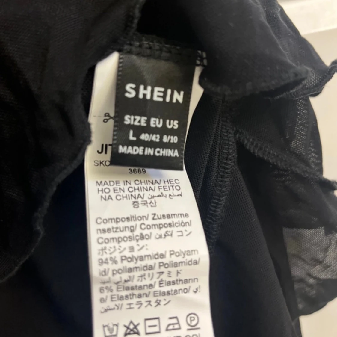 Svart bolerotopp från Shein storlek:L - 4