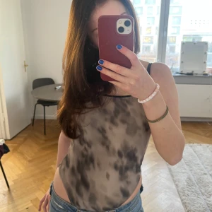 body - super cool body från hm som aldrig är använd❤️