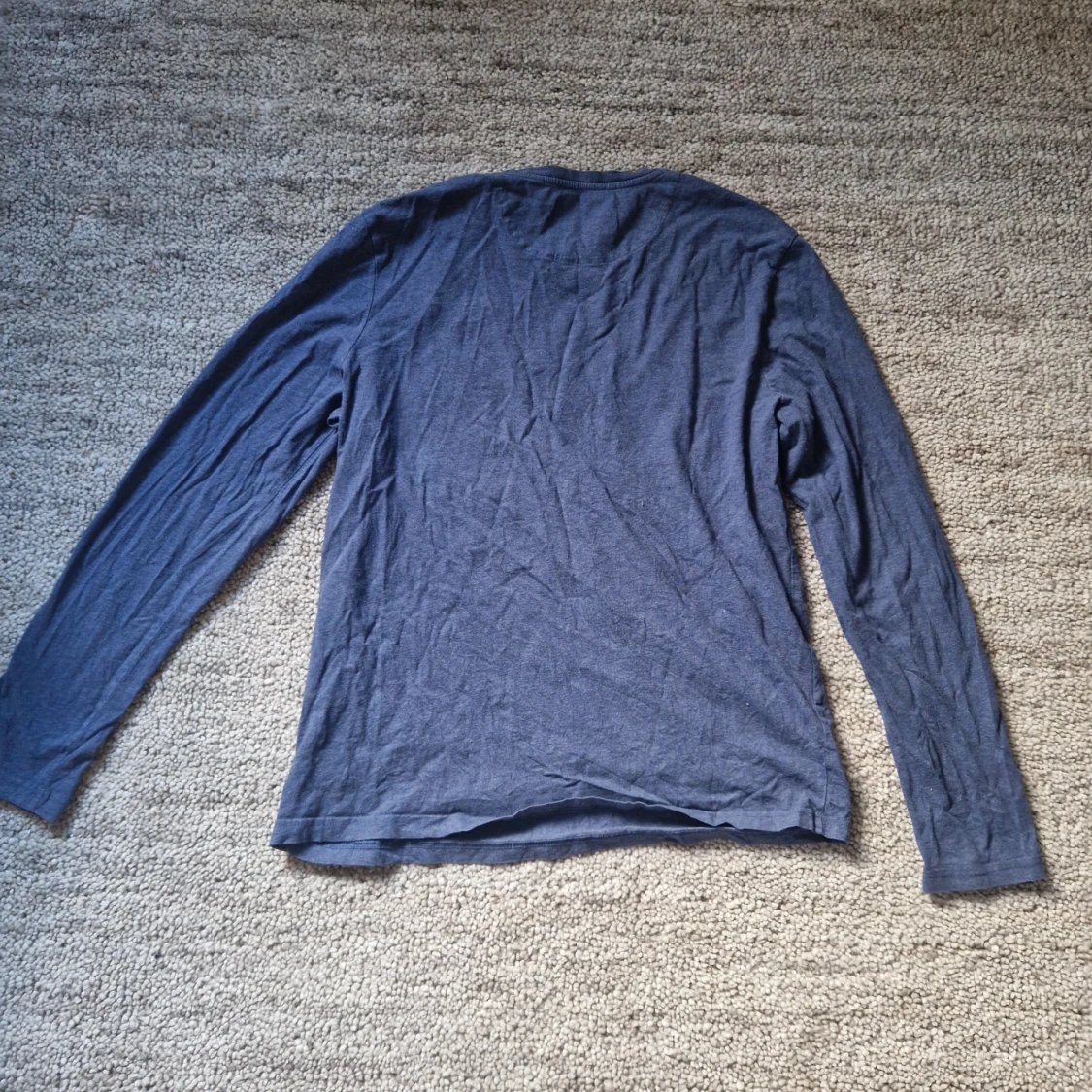 Blå långärmad tröja från Lyle & Scott - 90