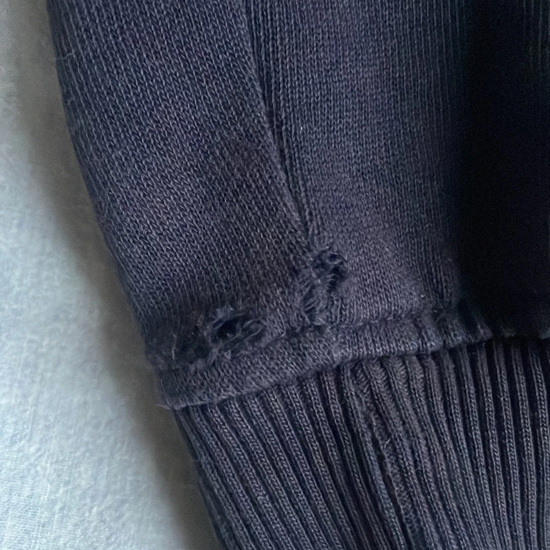 Mörkblå tröja från Lyle & Scott - 3