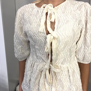 Gina blus - Endast använd ett fåtal gånger 