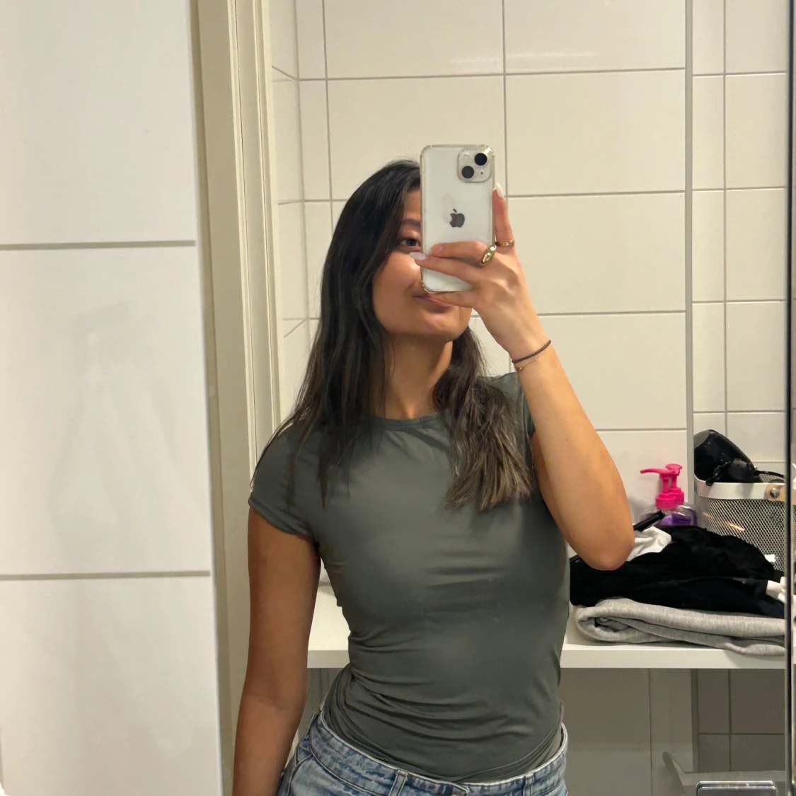 Militärgrön t-shirt från Zara