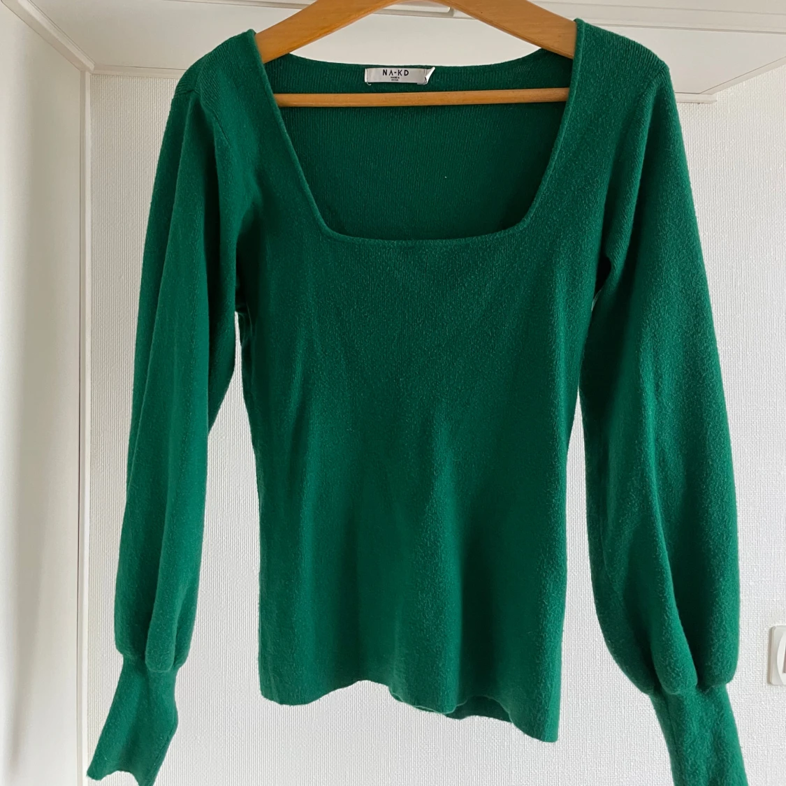 Grön långärmad topp från NA-KD M - 3