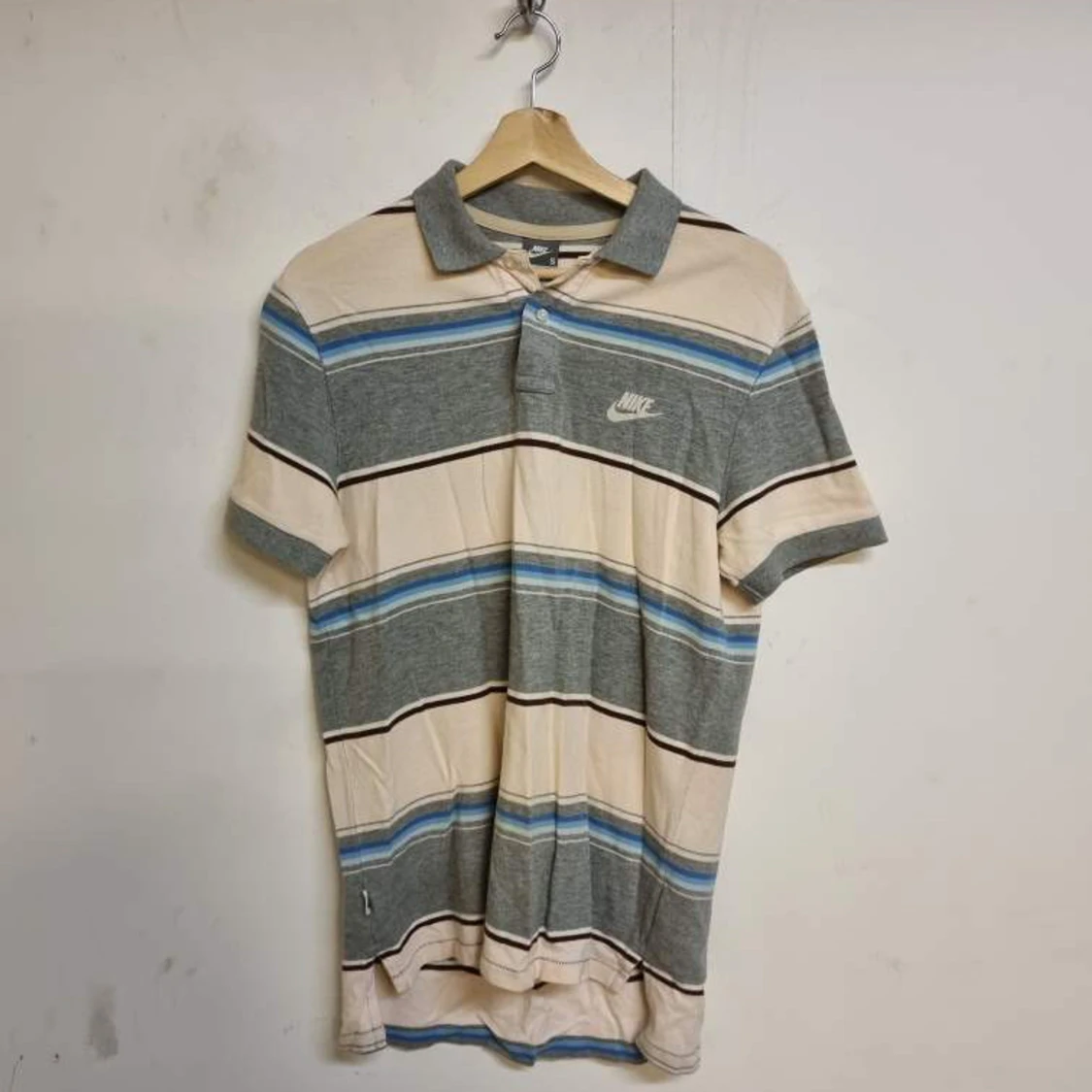 Randig pikétröja från Gant