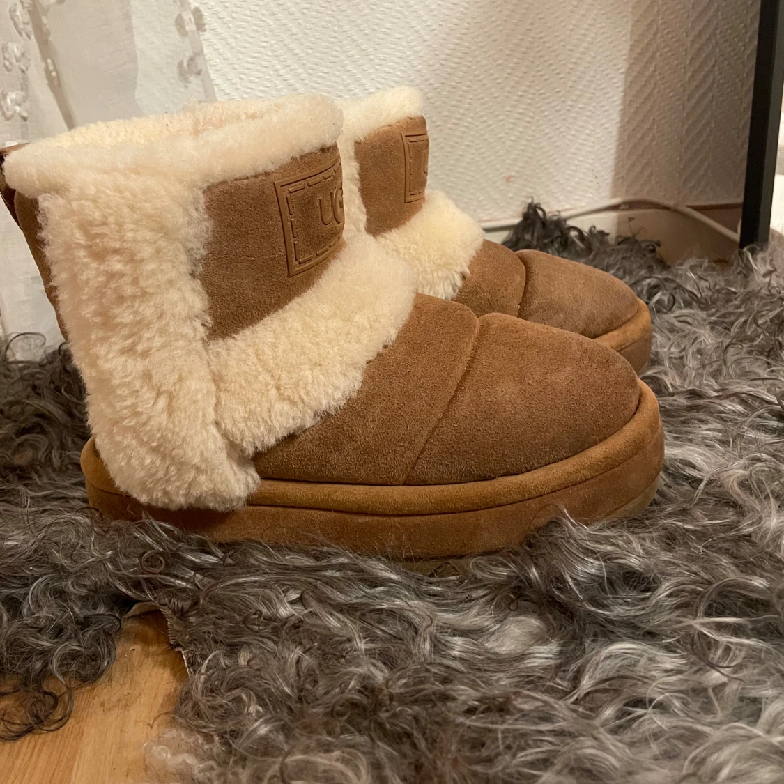 Ugg - teddy boots  - 1