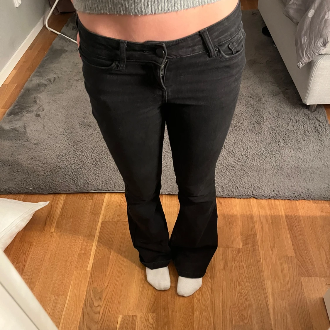 Svarta bootcut jeans