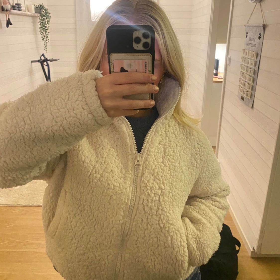 Beige teddyjacka med dragkedja