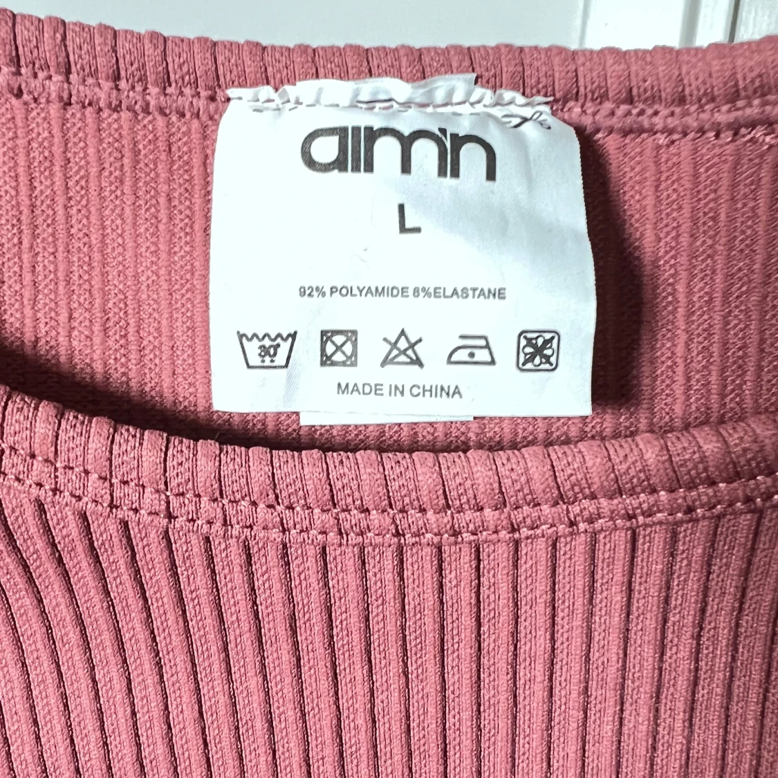 Rosa ribbad crop top - Aim'n - 2
