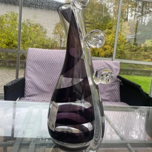 Ann Wålhström, monumental vas.  - Vas från Ann Wålhström. Aldrig använd. Värdering på 8000 kroner. 