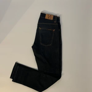Nudie jeans - Riktigt snygga och trendiga nudie jeans i topp skick, storlek 29/34 , vid frågor är de bara att skriva // Gramenti 