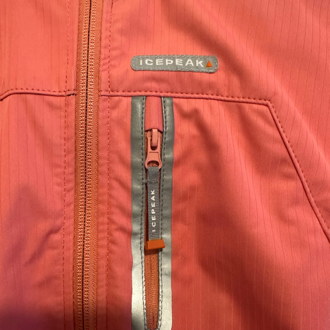 Rosa vindjacka från Icepeak - 92