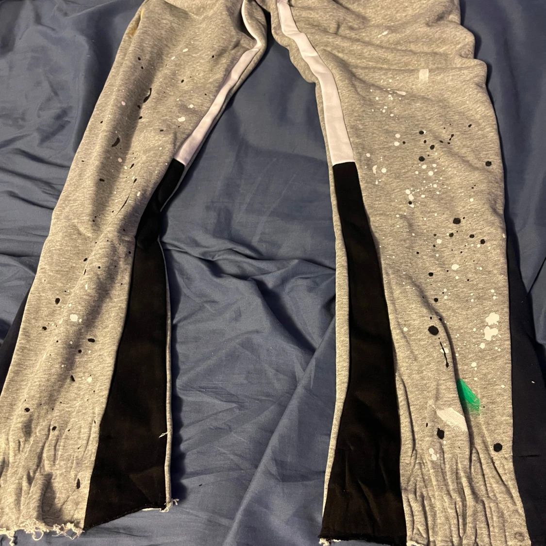 Grå mjukisbyxor från Gallery Dept. - 91