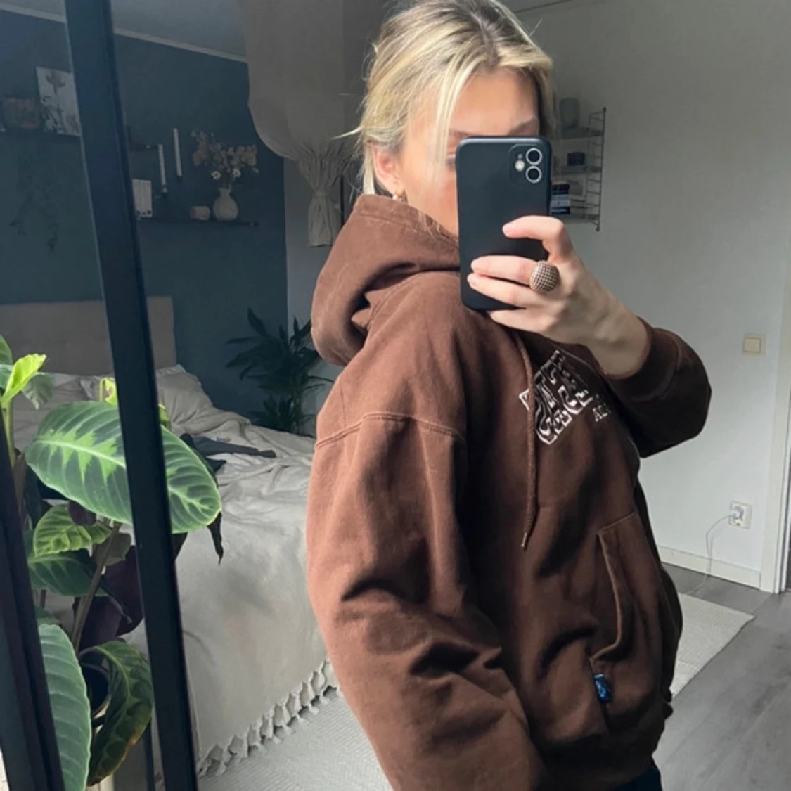 Brun hoodie med Las Vegas-tryck - 90