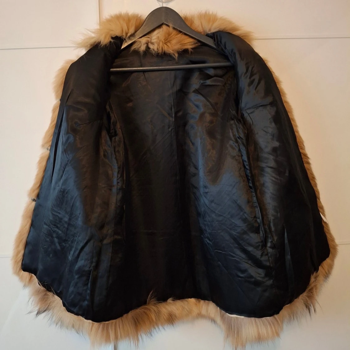 Brun pälsjacka - 92