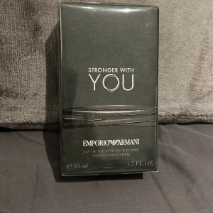 Stronger With You Eau de Toilette från Emporio Armani - Helt ny i förpackning. Säljs då jag redan har samma redan .