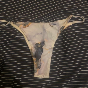 Bikini underdel  - Använt 1 gång. Skriv för fler bilder 