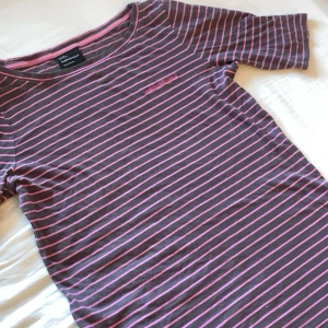 Peak performance trekvartsärmad  - En trekvartsärmad tröja från peak performance 💓