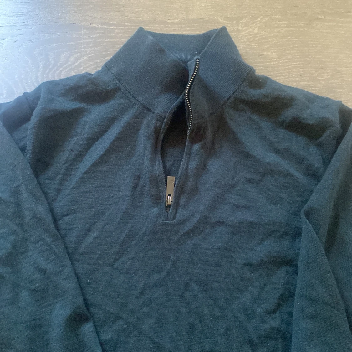 Mörkblå merinoulltröja från Massimo Dutti - 90