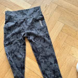 Tights från gymshark i storlek s, i fint skick!