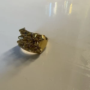 Edblad ring - Säljer denna superfina Edblad ring då de typ aldrig kommit till användning