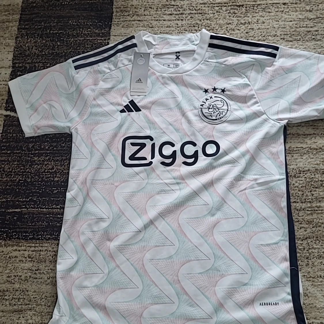 Ajax away kit