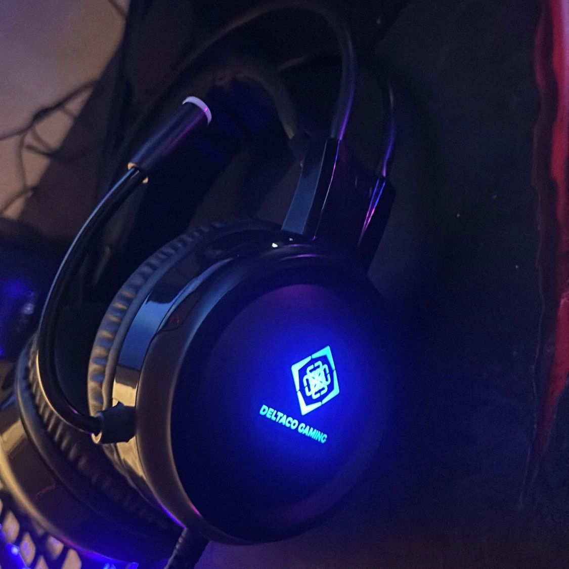 Säljer mus och headset  - 91