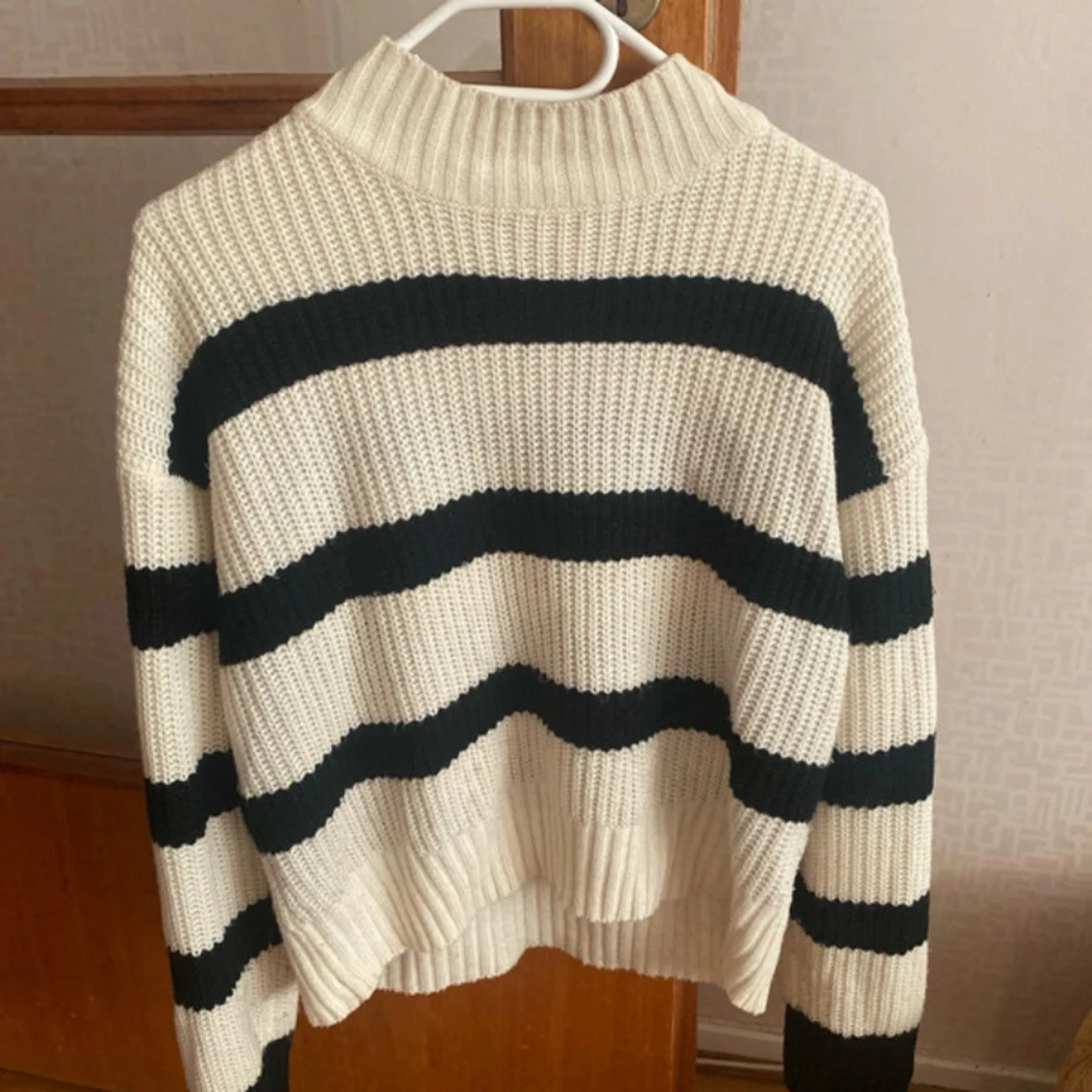 Randig stickad tröja från Shein