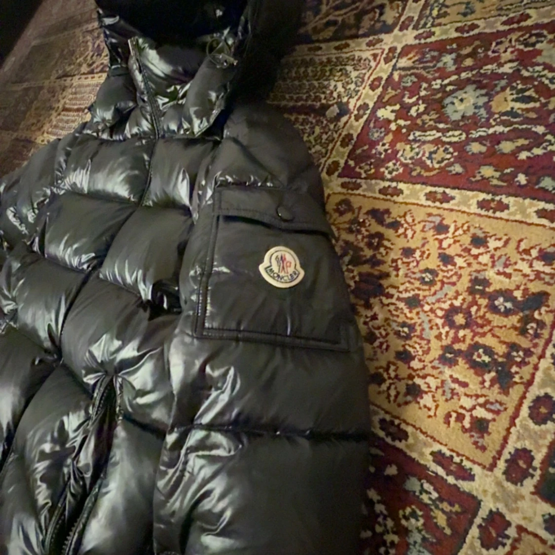 Svart pufferjacka från Moncler - 2