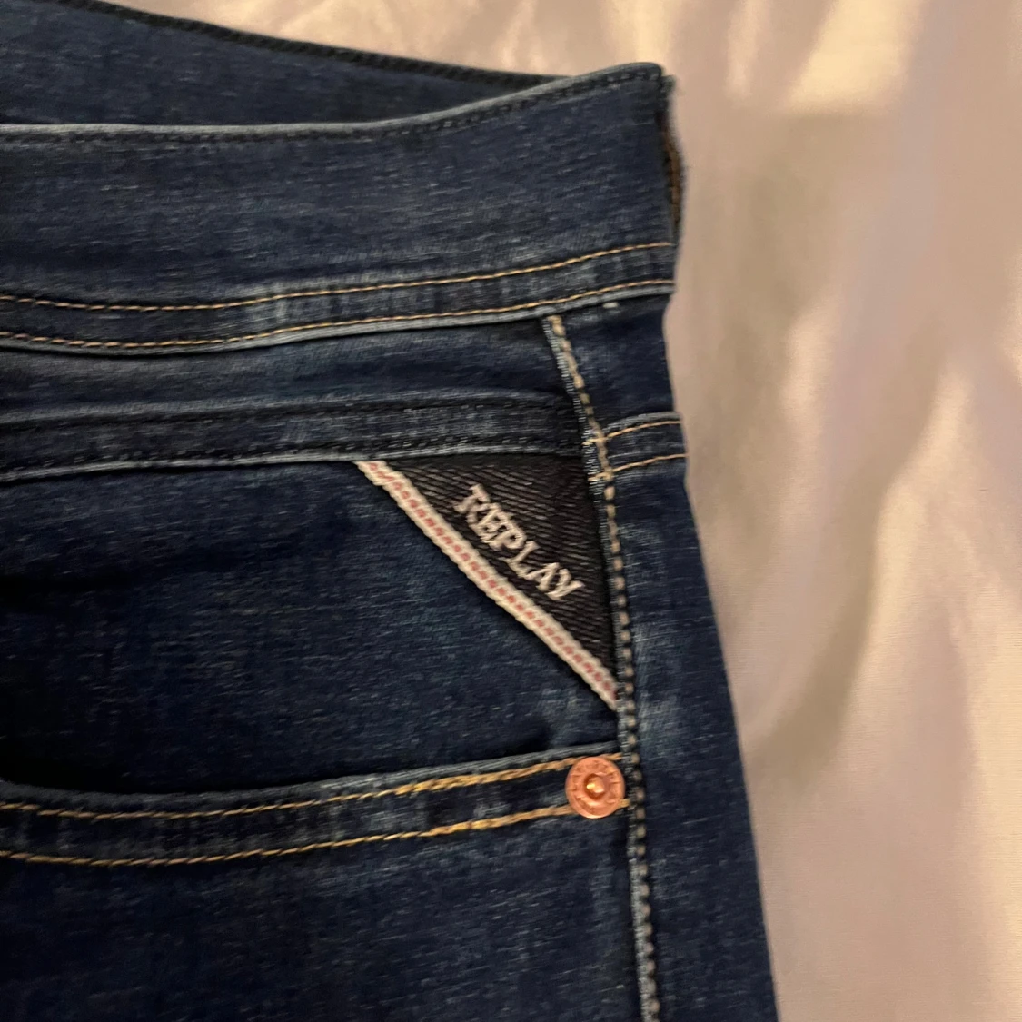 Mörkblå jeans från Replay - 3