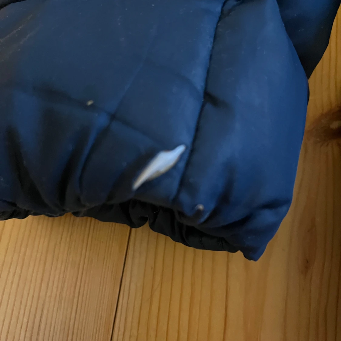 Blå pufferjacka från Tommy Hilfiger - 4