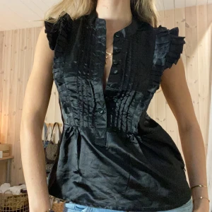 Satin blus - SUPER snygg!!