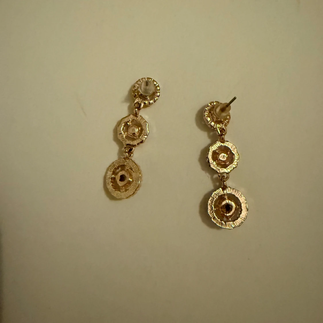 Rose glittriga örhängen med stenar - 1