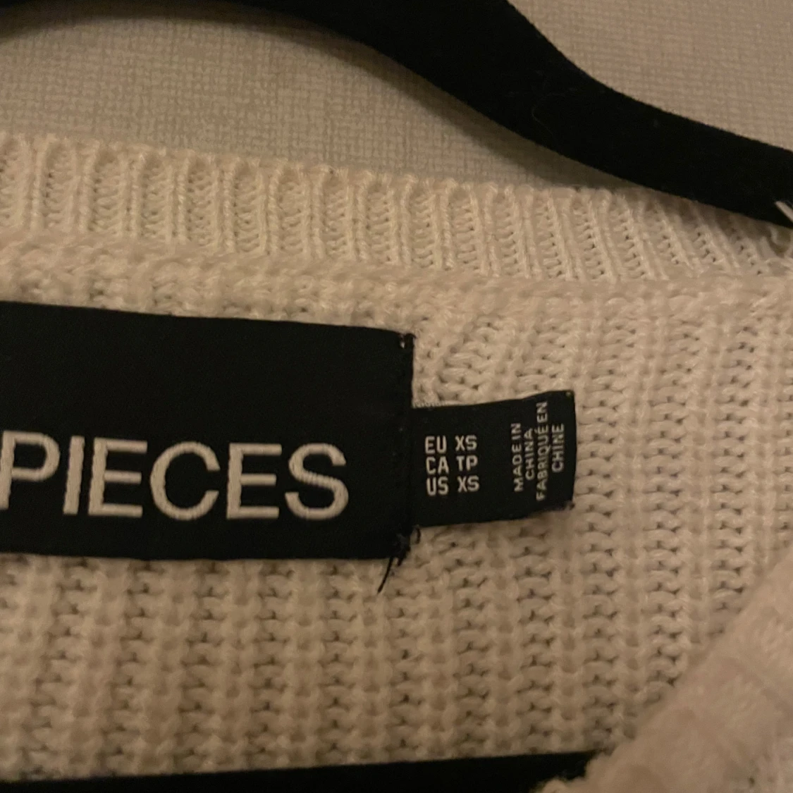 Vit och svart randig tröja från Pieces - 1