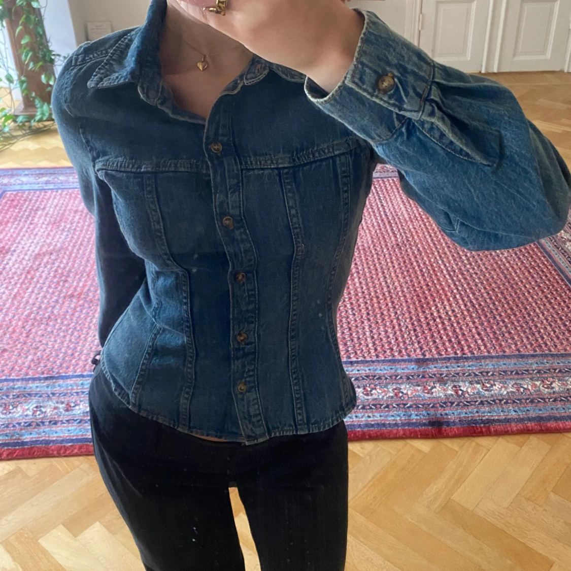 Figursydd jeansjacka