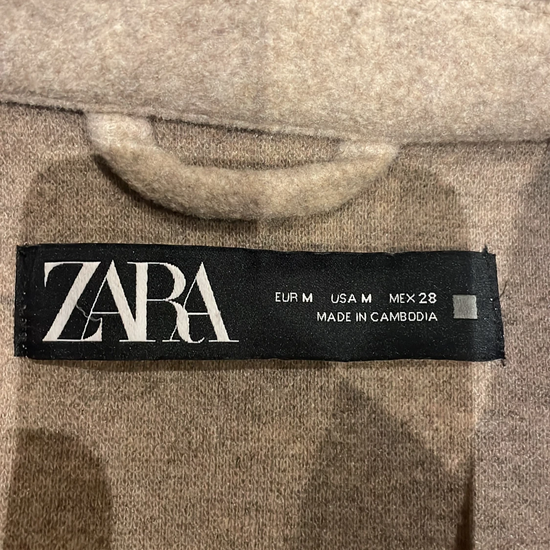 Zara kappa kort - 90