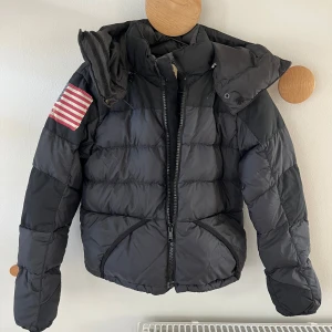 Ralph Lauren dunjacka  - Ralph Lauren dunjacka, använt ett fåtalgånger. I väldigt bra skickt