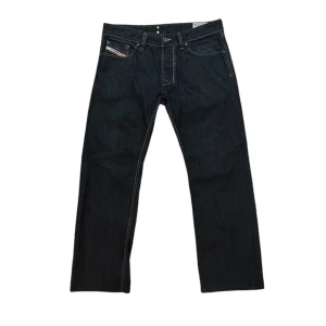 Deisel jeans - Ett par skit nice Deisel jeans i storlek W32 L30. Säljer för att dom inte passar mig men dom är i perfekt skick.