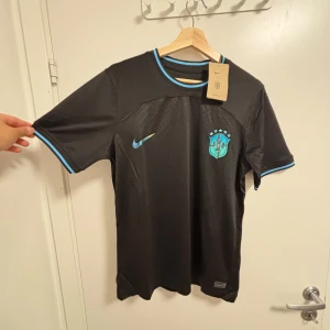  Fotbollströja  Brazil  - Den e helt ny oanvänd