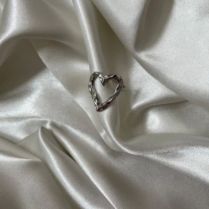 Saga ring  - 45kr/st, rostfitt stål 201💞